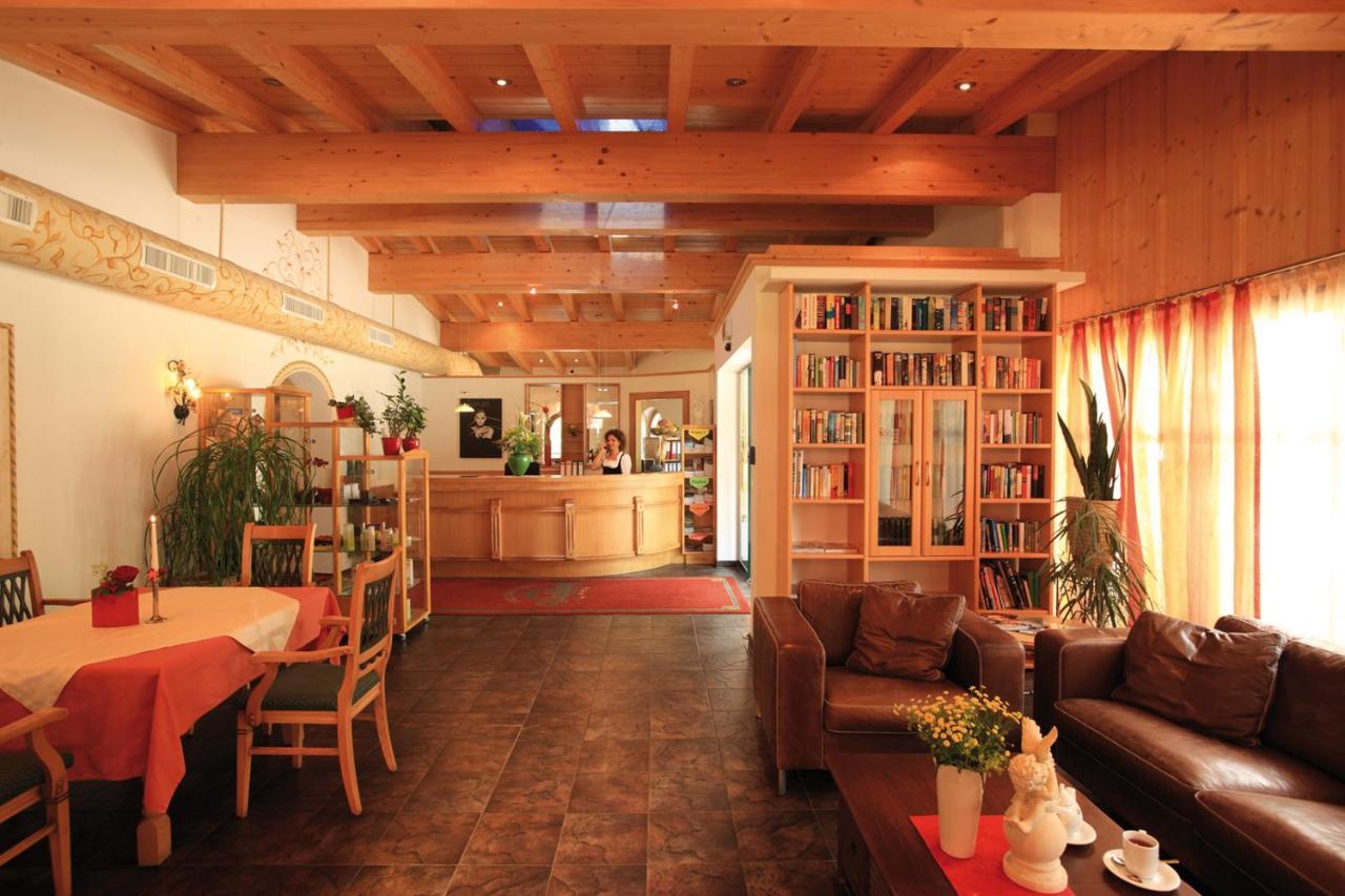 Aktivhotel Waldhof Эц Экстерьер фото