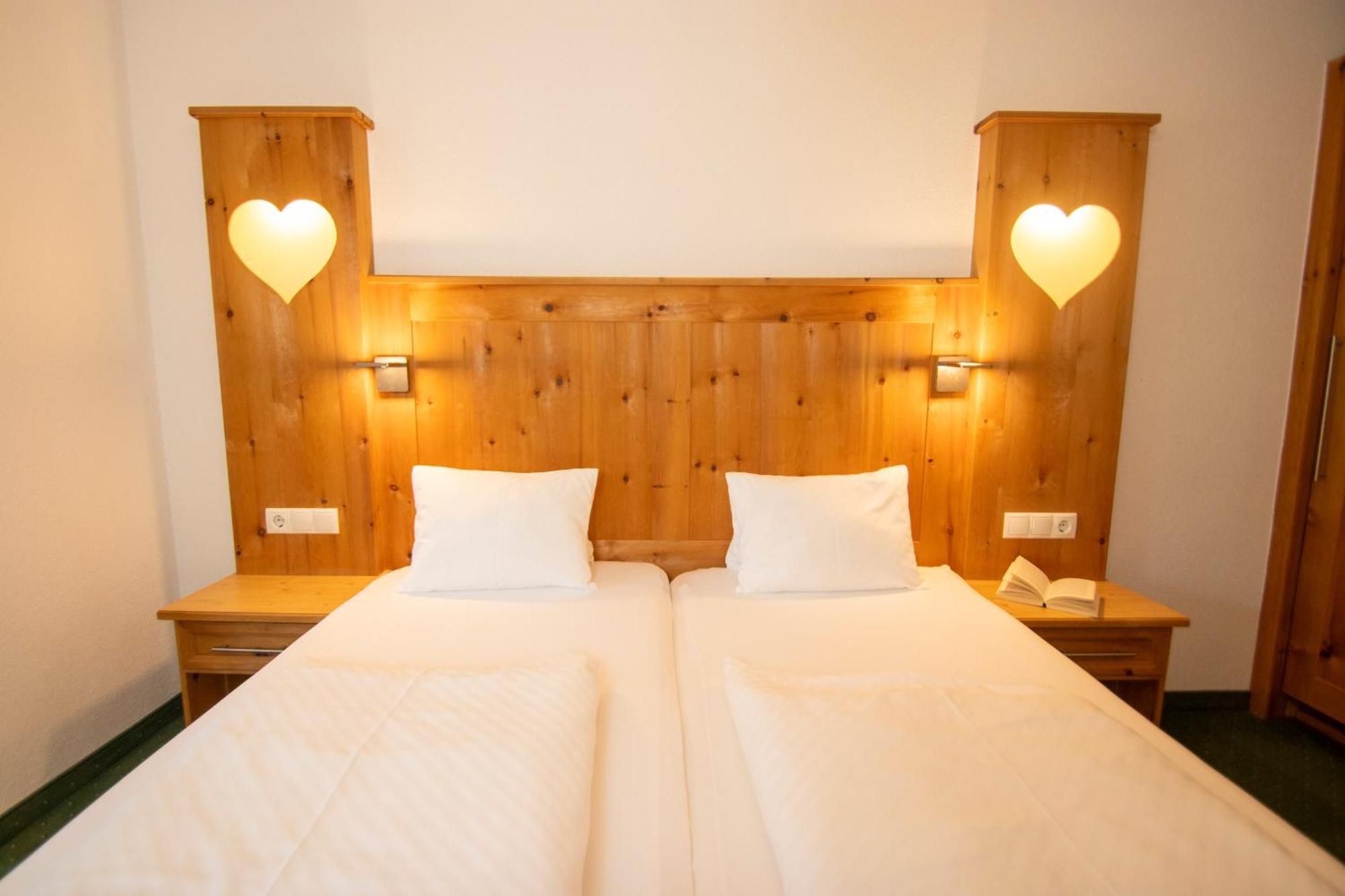 Aktivhotel Waldhof Эц Экстерьер фото